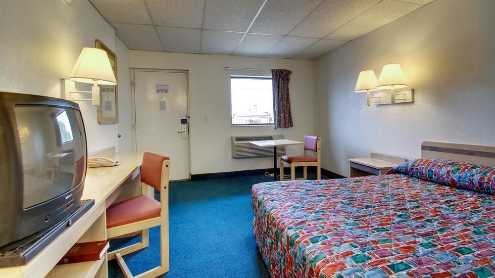 Motel 6-Salina, Ks Buitenkant foto
