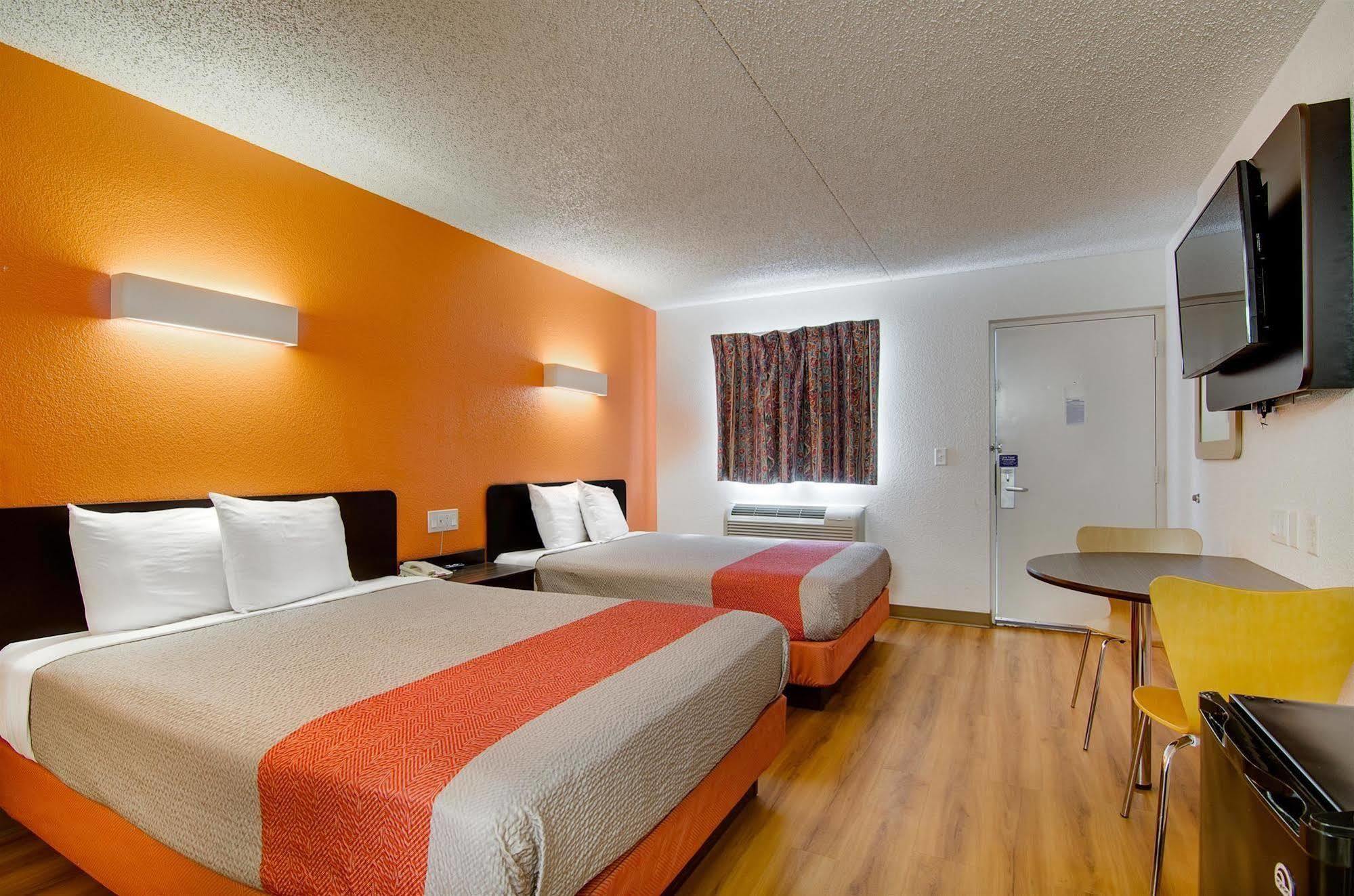 Motel 6-Salina, Ks Buitenkant foto